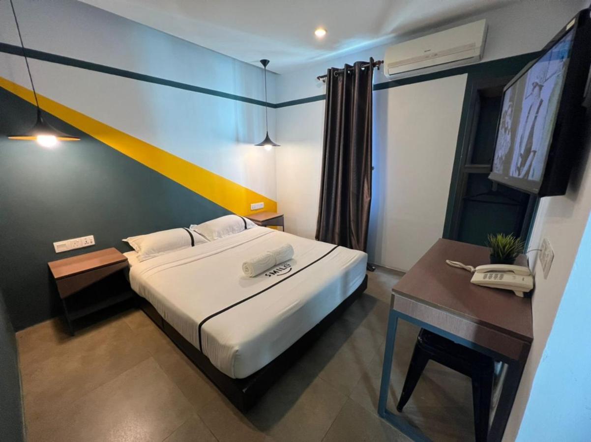 Smile Hotel Cheras Sri Permaisuri Kuala Lumpur Exteriör bild