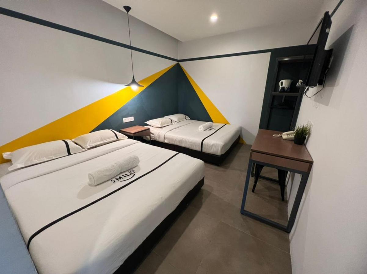 Smile Hotel Cheras Sri Permaisuri Kuala Lumpur Exteriör bild
